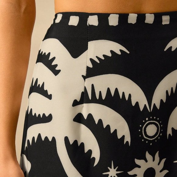 Black Boho Women's Coconut Print Cropped Cami Top And Fitted Maxi Skirt Set - Picture 7 of 7